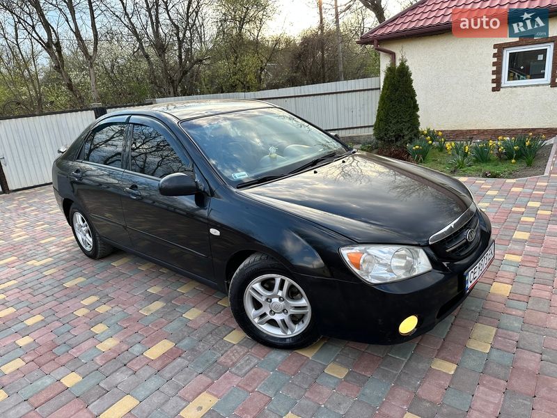 Седан Kia Cerato 2006 в Черновцах