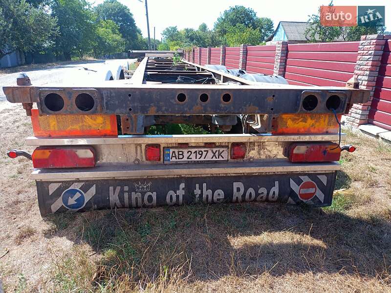 Контейнеровоз полуприцеп Kraker CF 300 1990 в Виннице