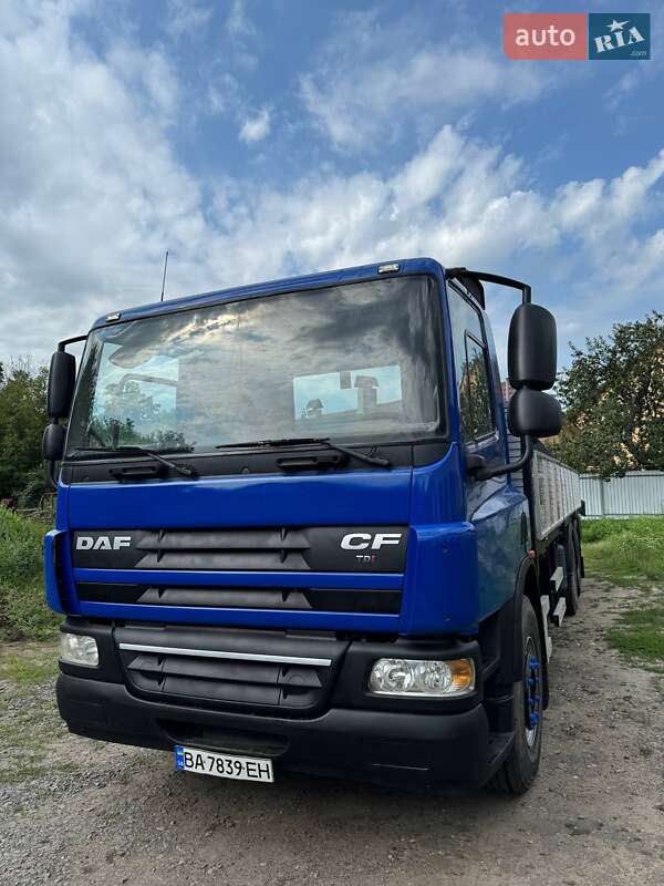 Кран-манипулятор DAF CF 2006 в Черновцах