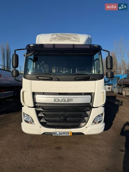 Тягач DAF CF 2013 в Киеве