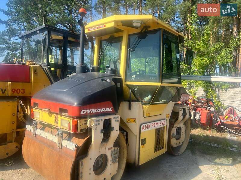 Дорожній каток Dynapac CG 2005 в Києві