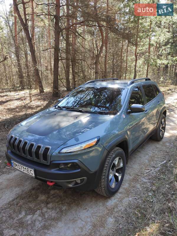 Позашляховик / Кросовер Jeep Cherokee 2015 в Охтирці