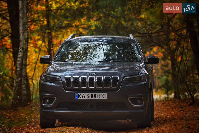 Внедорожник / Кроссовер Jeep Cherokee 2019 в Жашкове