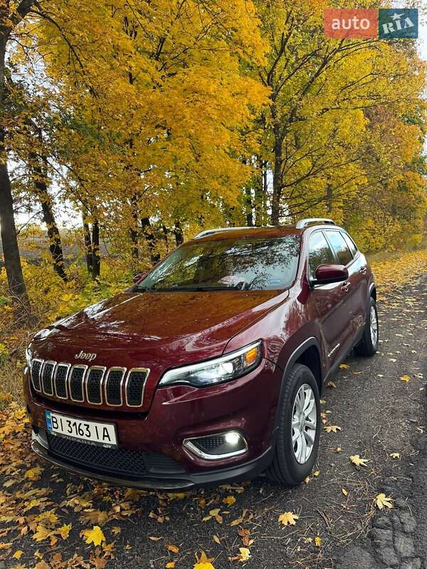 Внедорожник / Кроссовер Jeep Cherokee 2019 в Полтаве