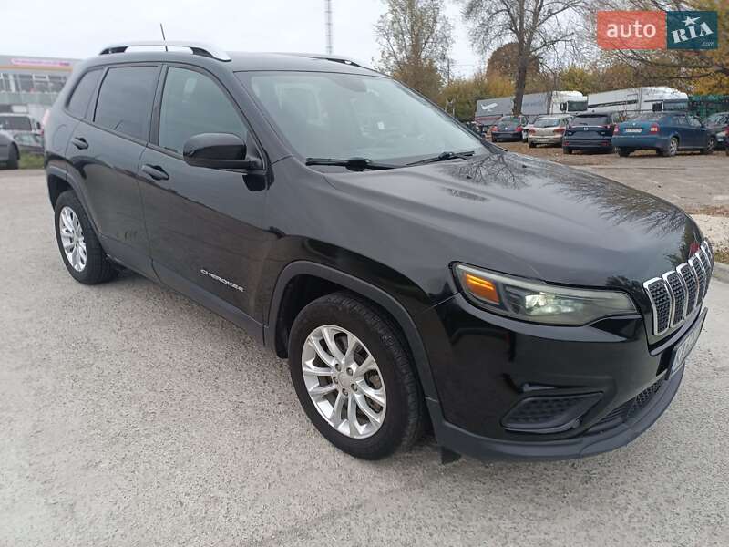 Внедорожник / Кроссовер Jeep Cherokee 2019 в Киеве