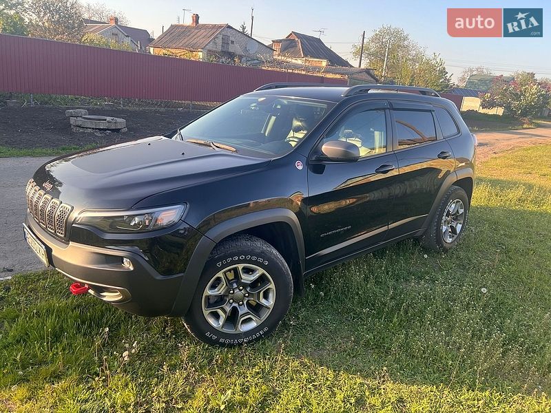 Внедорожник / Кроссовер Jeep Cherokee 2019 в Кривом Роге Внедорожник / Кроссовер Jeep Cherokee 2019 в Кривом Роге