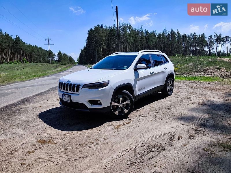 Внедорожник / Кроссовер Jeep Cherokee 2018 в Черкассах