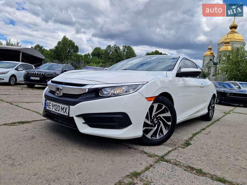 Купе Honda Civic 2016 в Дніпрі