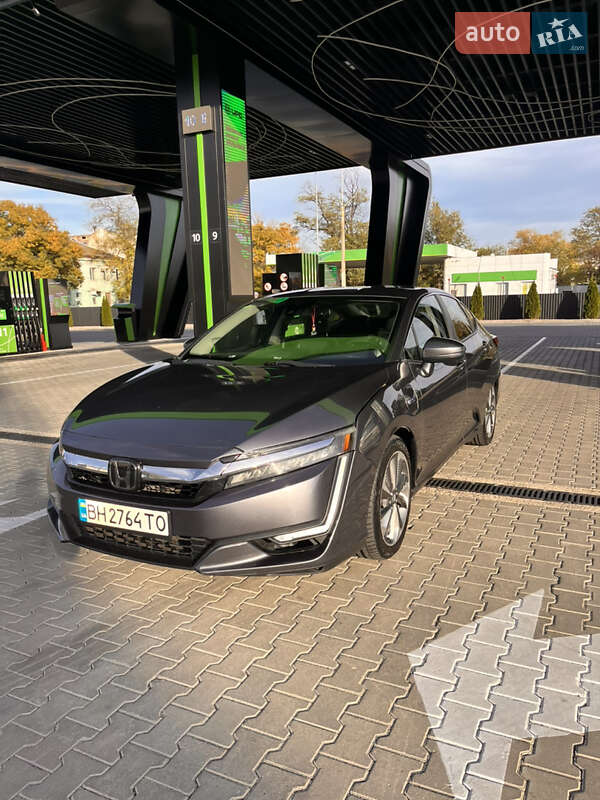 Седан Honda Clarity 2018 в Одессе Седан Honda Clarity 2018 в Одессе