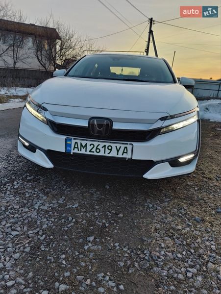 Седан Honda Clarity 2017 в Житомире Седан Honda Clarity 2017 в Житомире