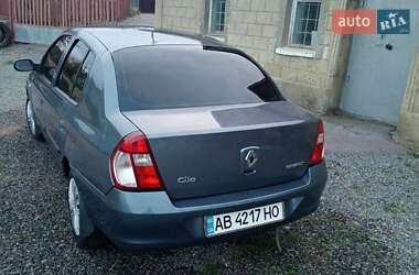 Седан Renault Clio Symbol 2006 в Вендичанах