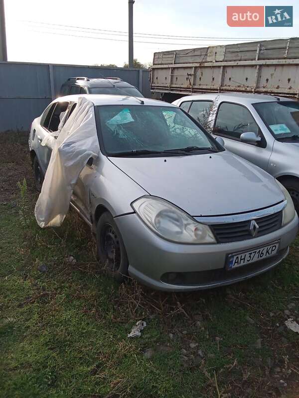 Седан Renault Clio Symbol 2009 в Днепре