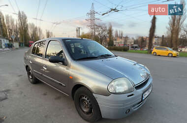 Хетчбек Renault Clio 2001 в Одесі Хетчбек Renault Clio 2001 в Одесі
