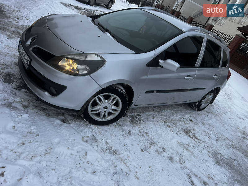 Универсал Renault Clio 2008 в Борщеве Универсал Renault Clio 2008 в Борщеве