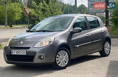 Хетчбек Renault Clio 2010 в Івано-Франківську