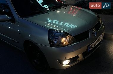 Седан Renault Clio 2006 в Львові
