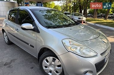 Хетчбек Renault Clio 2010 в Львові Хетчбек Renault Clio 2010 в Львові