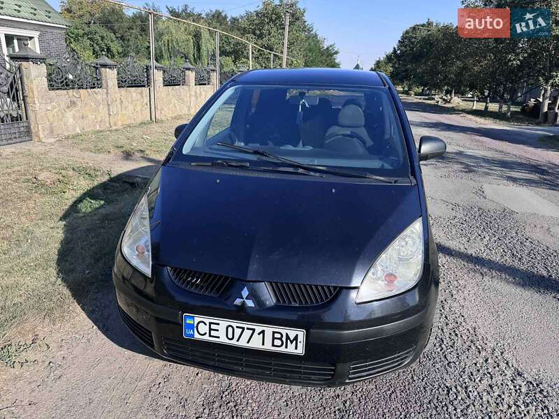 Хэтчбек Mitsubishi Colt 2007 в Хотине