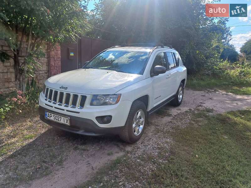 Внедорожник / Кроссовер Jeep Compass 2014 в Запорожье