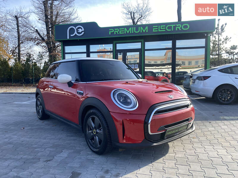 Хэтчбек MINI Cooper 2021 в Киеве