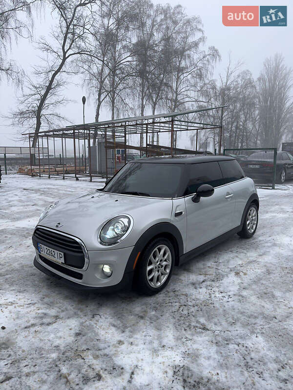 Хетчбек MINI Cooper 2016 в Полтаві