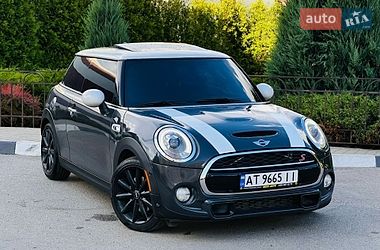 Хэтчбек MINI Cooper 2018 в Песочине Хэтчбек MINI Cooper 2018 в Песочине