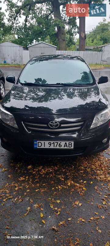 Седан Toyota Corolla 2008 в Виннице