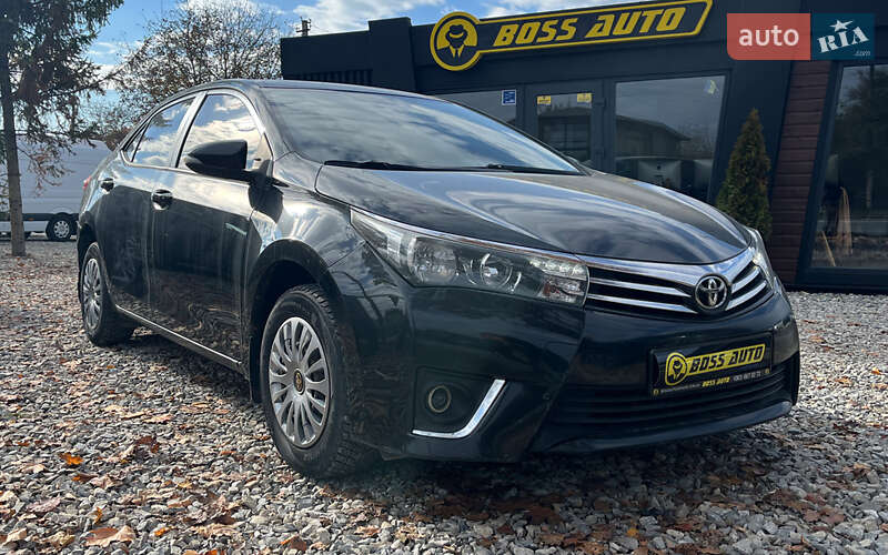 Седан Toyota Corolla 2013 в Коломые Седан Toyota Corolla 2013 в Коломые