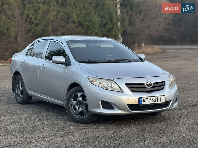 Седан Toyota Corolla 2008 в Долине