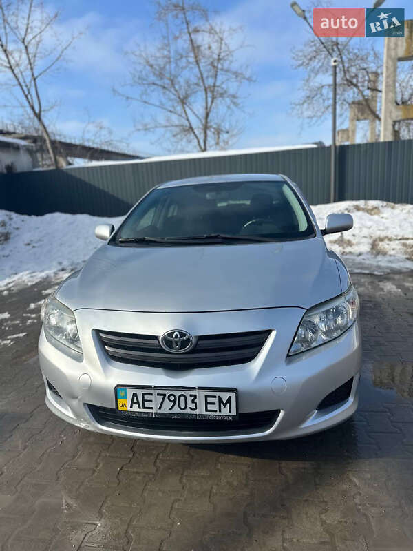 Седан Toyota Corolla 2008 в Запорожье