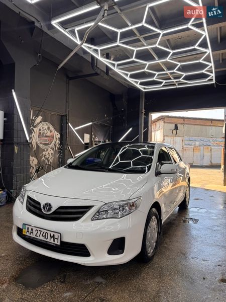 Седан Toyota Corolla 2012 в Киеве Седан Toyota Corolla 2012 в Киеве