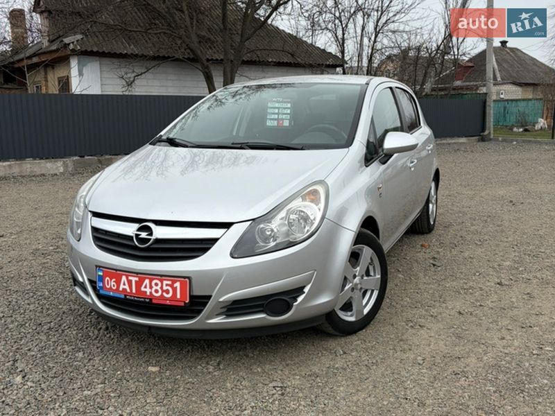 Хетчбек Opel Corsa 2010 в Смілі