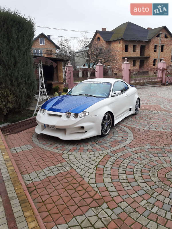 Купе Hyundai Coupe 1999 в Черновцах