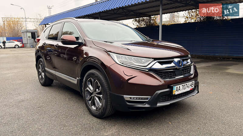 Внедорожник / Кроссовер Honda CR-V 2020 в Киеве
