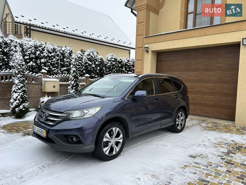 Внедорожник / Кроссовер Honda CR-V 2013 в Черновцах