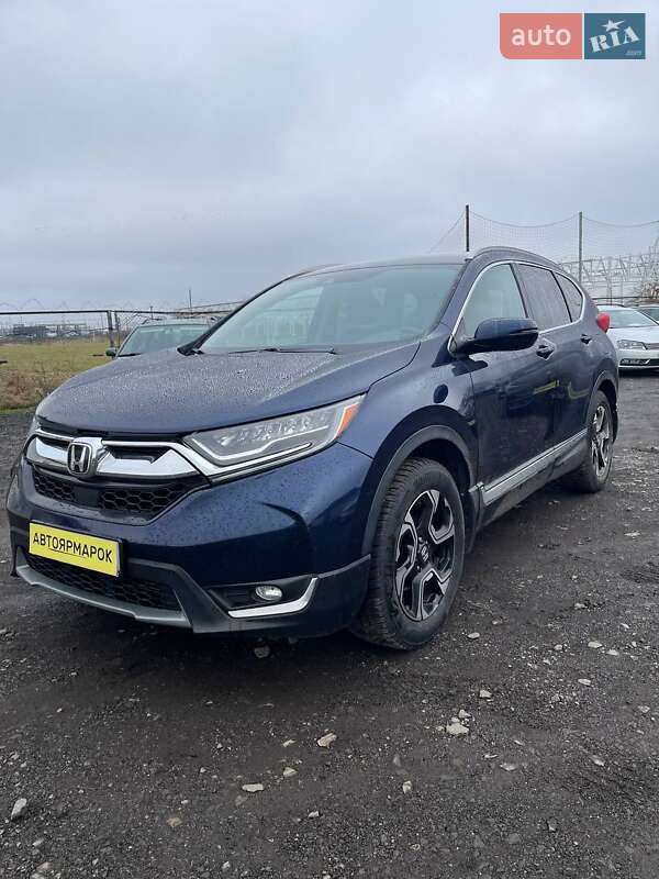 Внедорожник / Кроссовер Honda CR-V 2017 в Ужгороде