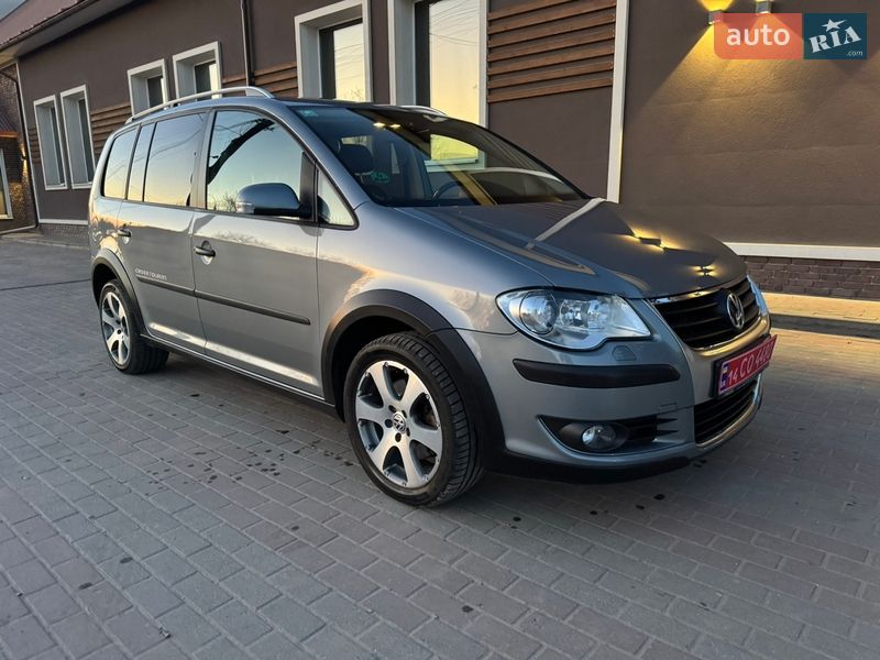 Минивэн Volkswagen Cross Touran 2009 в Коломые