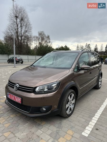 Минивэн Volkswagen Cross Touran 2011 в Луцке
