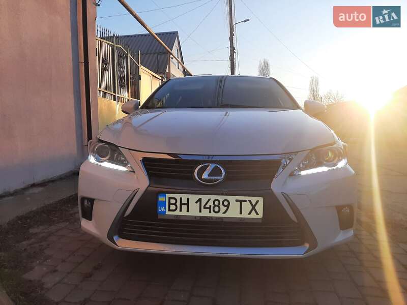 Хэтчбек Lexus CT 2015 в Одессе