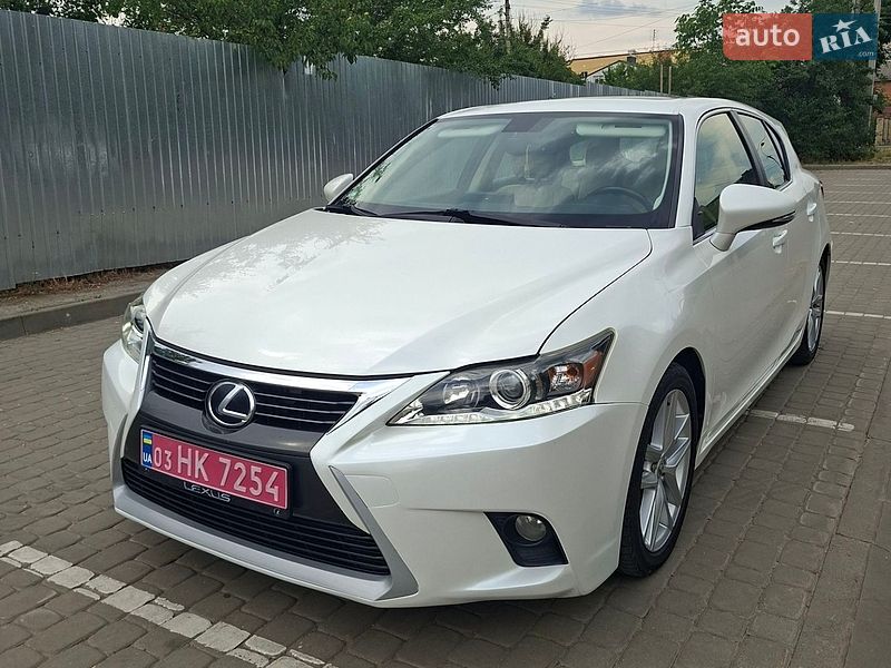 Хэтчбек Lexus CT 2016 в Луцке