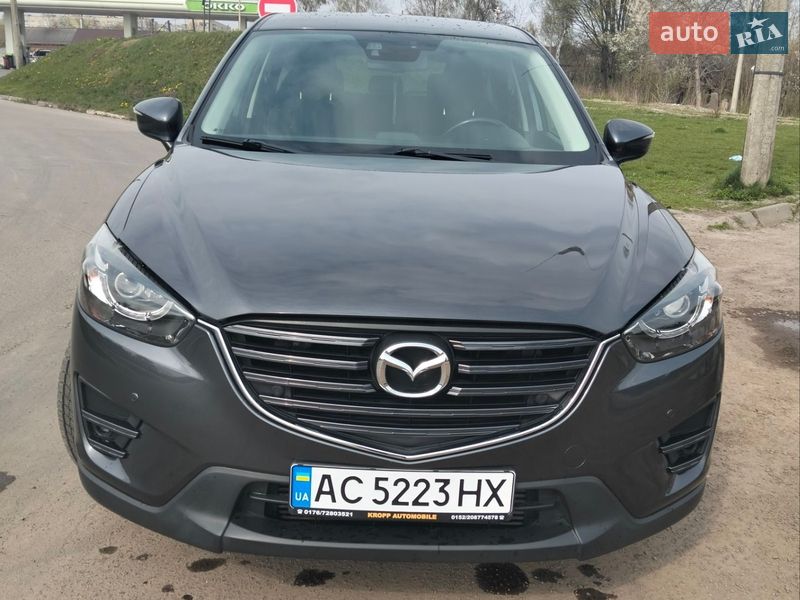 Внедорожник / Кроссовер Mazda CX-5 2016 в Нововолынске