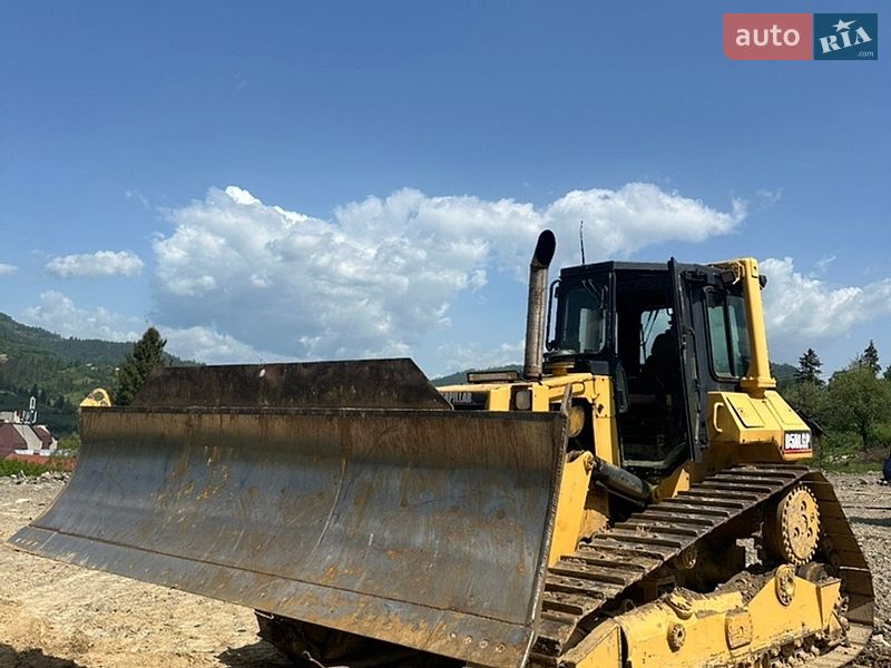 Бульдозер Caterpillar D5 1999 в Славском