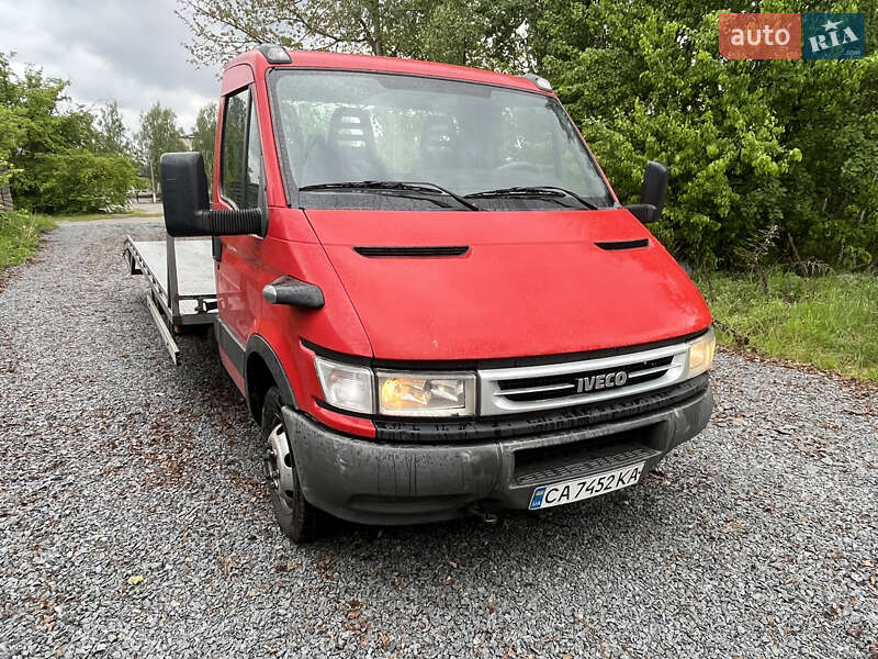 Эвакуатор Iveco Daily 2005 в Звягеле Эвакуатор Iveco Daily 2005 в Звягеле