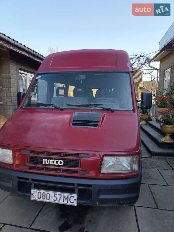 Минивэн Iveco Daily 1997 в Черновцах Минивэн Iveco Daily 1997 в Черновцах