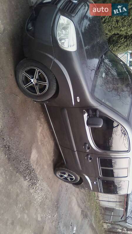 Минивэн Fiat Doblo 2007 в Городке