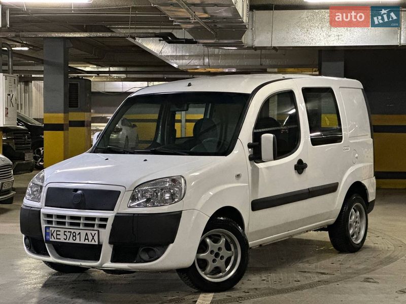 Минивэн Fiat Doblo 2008 в Днепре