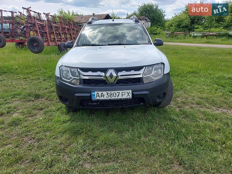 Внедорожник / Кроссовер Renault Duster 2017 в Любаре