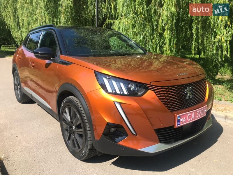 Внедорожник / Кроссовер Peugeot e-2008 2021 в Львове
