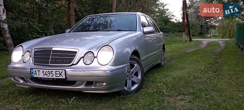 Седан Mercedes-Benz E-Class 2000 в Коломиї