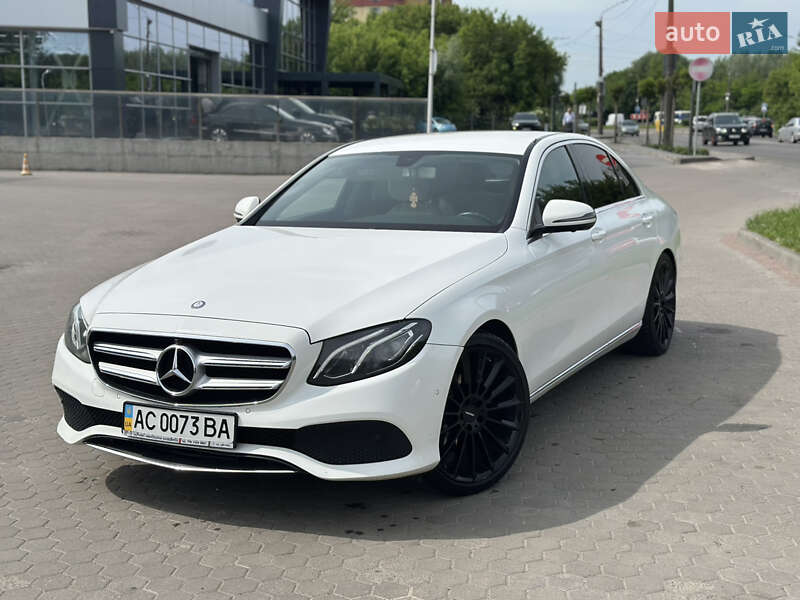 Седан Mercedes-Benz E-Class 2016 в Луцке